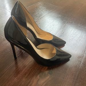 Guess Marciano patent leather pumps